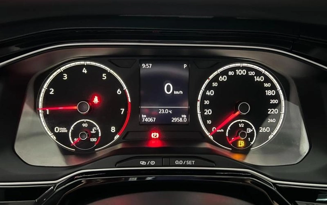imagem-https://www.socarrao.com.br/sc-vehicle-images-prod/860240/1773952345076-7629644_9_B_92b00b983b.jpeg