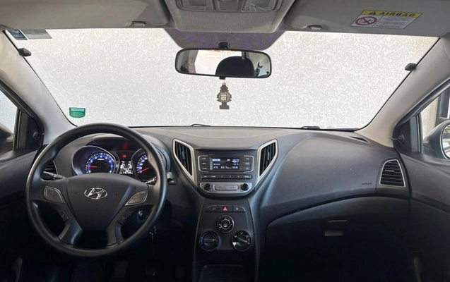 imagem-https://www.socarrao.com.br/sc-vehicle-images-prod/860333/1787862679501-7801540_9_B_7b8db3fe84.jpeg