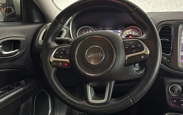 imagem-https://www.socarrao.com.br/sc-vehicle-images-prod/860339/1787862309146-7805577_1_B_8c4be9a8bd.jpeg