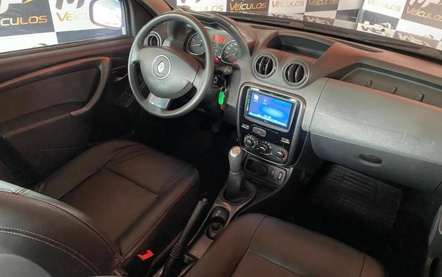 imagem-https://www.socarrao.com.br/sc-vehicle-images-prod/860605/1784315321478-7772512_4_B_38c44d6692.jpeg