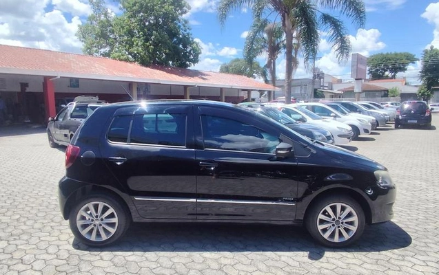 imagem-https://www.socarrao.com.br/sc-vehicle-images-prod/862179/1771425752180-7816236_8_B_827405c9f6.jpeg