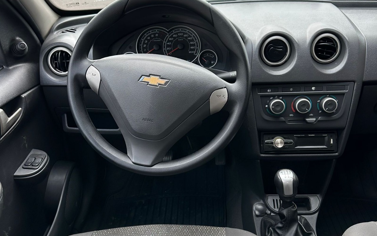 imagem-https://www.socarrao.com.br/sc-vehicle-images-prod/862296/1772641083090-ZmFmYTM2YzAtODJkNi00NDk1LTkyMmMtM2IwODE5MWUzNDJlLmpwZw.jpg