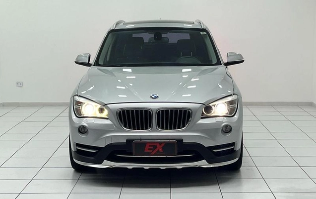 imagem-https://www.socarrao.com.br/sc-vehicle-images-prod/862385/1789137203736-6756929_13_B_cb49f5ec60.jpeg