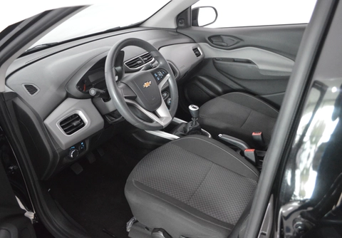 Chevrolet Onix 2018 Preto — foto 1 de 3