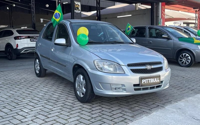imagem-https://www.socarrao.com.br/sc-vehicle-images-prod/863114/1789059659917-7817624_9_B_81188148aa.jpeg