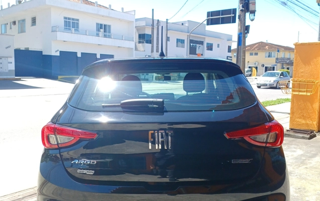 imagem-https://www.socarrao.com.br/sc-vehicle-images-prod/864225/1786649162417-app-photos-qkgz1ljKABcsY3Iz0gDQ1M7c7P7AnNkr.jpg