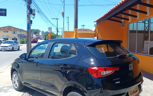 imagem-https://www.socarrao.com.br/sc-vehicle-images-prod/864225/1786649162418-app-photos-vYPKlWrXxdwPE5GNhJln5NxJvKOHEFih.jpg