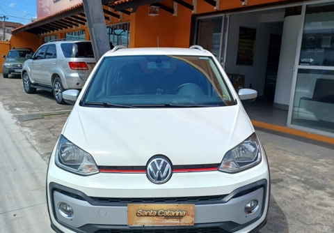 Volkswagen Up! 2018 Branco — foto 1 de 3