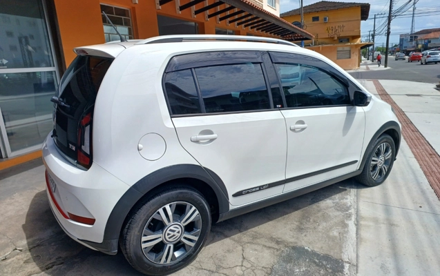 imagem-https://www.socarrao.com.br/sc-vehicle-images-prod/864226/1771501454880-app-photos-ixtssiTsHdd6hxQtRchrhWrPIoI7JC5Y.jpg