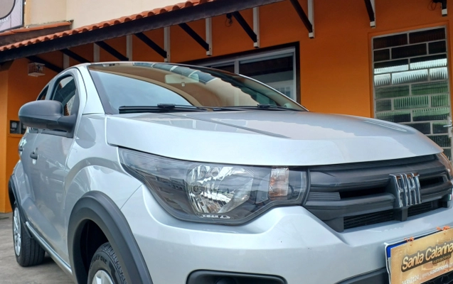 imagem-https://www.socarrao.com.br/sc-vehicle-images-prod/864227/1771501454898-app-photos-n4BNdKjgbBhDuX5FQY9Dp01xVBM2eM9D.jpg