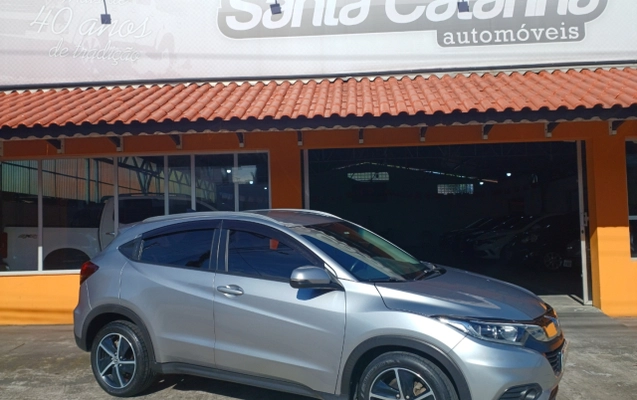 imagem-https://www.socarrao.com.br/sc-vehicle-images-prod/864237/1786649315219-app-photos-VGkVL9hgfkldNq4Pu12zioxD7mhRQBw3.jpg