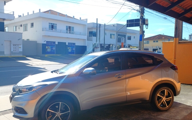 imagem-https://www.socarrao.com.br/sc-vehicle-images-prod/864237/1786649315223-app-photos-3lJx38jYjgZBEn3ZRlvg7lou9yfn8jWo.jpg