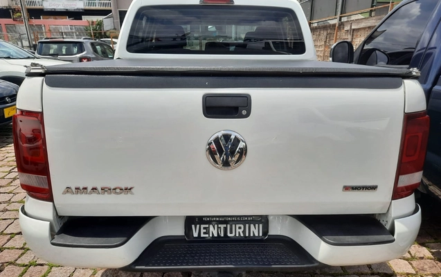 imagem-https://www.socarrao.com.br/sc-vehicle-images-prod/864391/1771503304591-SU1HLTIwMjYwMjAyLVdBMDAxNy5qcGc.jpg