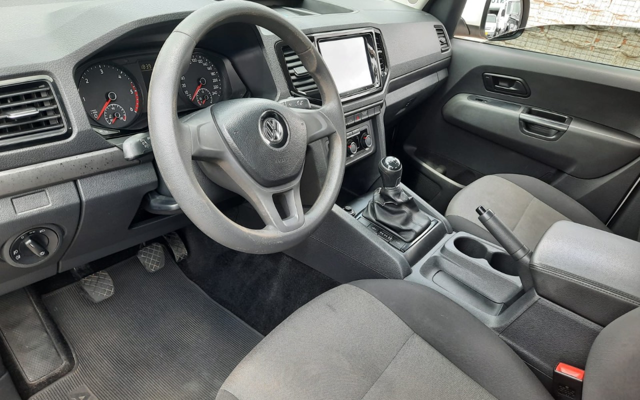 imagem-https://www.socarrao.com.br/sc-vehicle-images-prod/864391/1771503305776-SU1HLTIwMjYwMjAyLVdBMDAwMi5qcGc.jpg