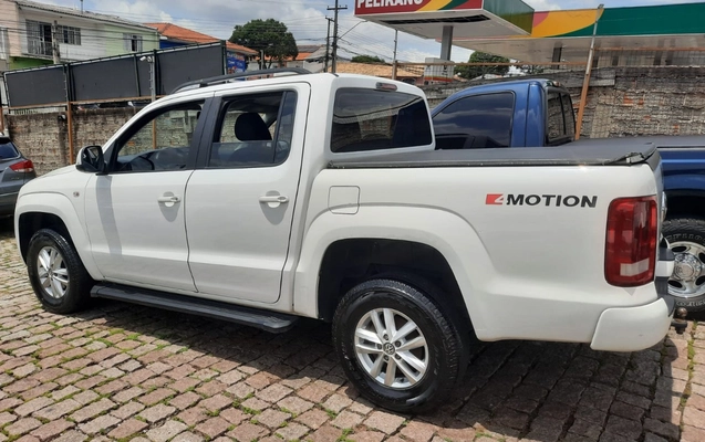 imagem-https://www.socarrao.com.br/sc-vehicle-images-prod/864391/1771503306345-SU1HLTIwMjYwMjAyLVdBMDAxOC5qcGc.jpg