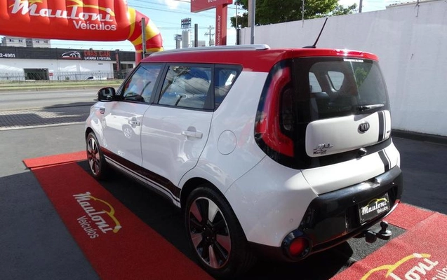 imagem-https://www.socarrao.com.br/sc-vehicle-images-prod/864639/1790001423789-7773929_4_B_a40e925a9f.jpeg