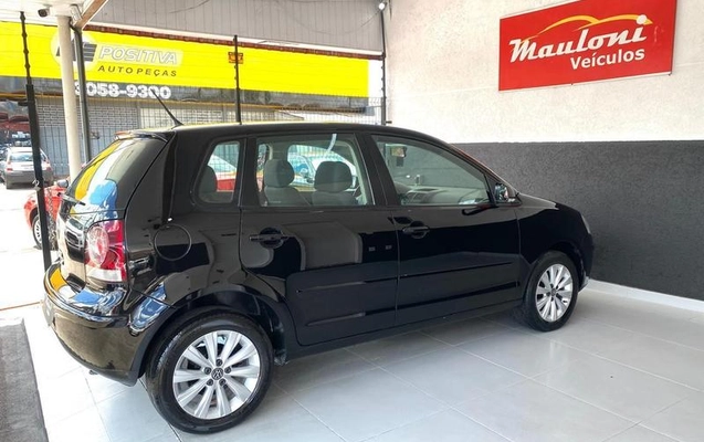 imagem-https://www.socarrao.com.br/sc-vehicle-images-prod/864854/1790788414699-7617202_25_B_763691f80b.jpeg