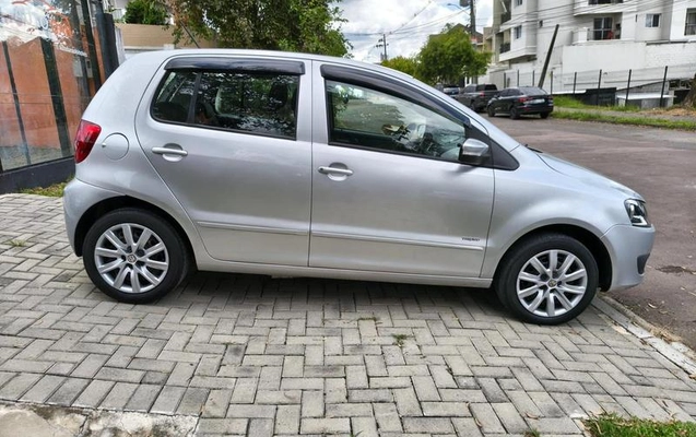 imagem-https://www.socarrao.com.br/sc-vehicle-images-prod/864957/1789478117862-7757945_2_B_1744d175a9.jpeg