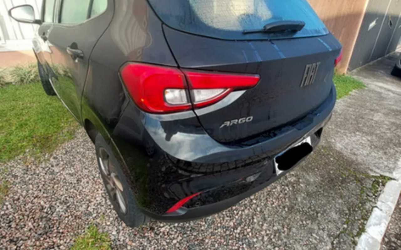 imagem-https://www.socarrao.com.br/sc-vehicle-images-prod/865130/1771512700664-Mi5wbmc.png