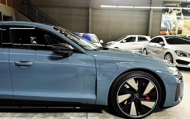 imagem-https://www.socarrao.com.br/sc-vehicle-images-prod/865189/1771514084340-003_10c8a7da200d5a0f80c66182deaa17ce.jpg