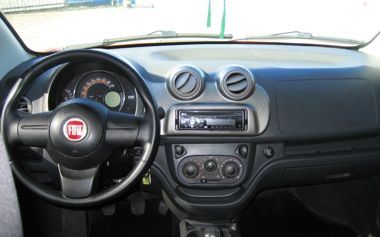imagem-https://www.socarrao.com.br/sc-vehicle-images-prod/865479/1771522194756-SU1HXzE2OTIuSlBH.JPG