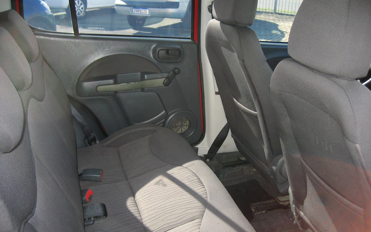 imagem-https://www.socarrao.com.br/sc-vehicle-images-prod/865479/1771522195471-SU1HXzE2ODcuSlBH.JPG