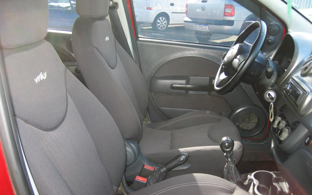 imagem-https://www.socarrao.com.br/sc-vehicle-images-prod/865479/1771522195590-SU1HXzE2ODkuSlBH.JPG