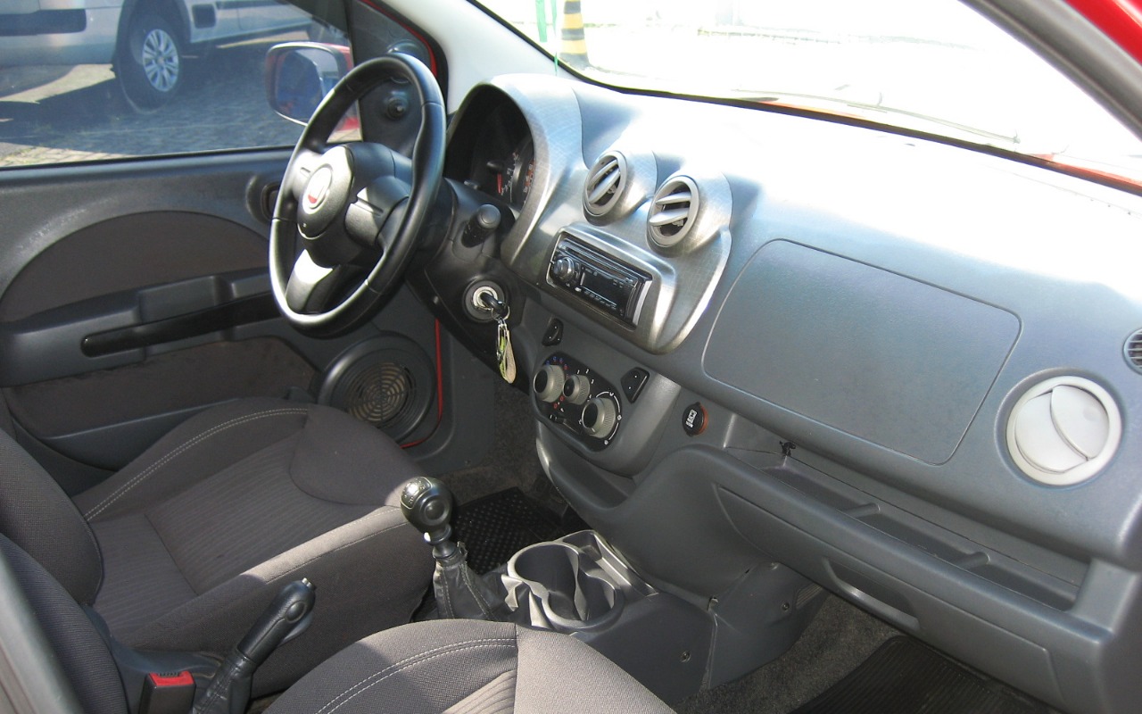 imagem-https://www.socarrao.com.br/sc-vehicle-images-prod/865479/1771522195698-SU1HXzE2ODguSlBH.JPG
