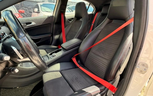 imagem-https://www.socarrao.com.br/sc-vehicle-images-prod/865588/1771521272714-V2hhdHNBcHAgSW1hZ2UgMjAyNi0wMi0xOSBhdCAxMy4wNS4wMyAoMykuanBlZw.jpeg
