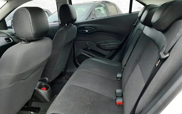 imagem-https://www.socarrao.com.br/sc-vehicle-images-prod/866374/1771531778048-OC5qcGc.jpg