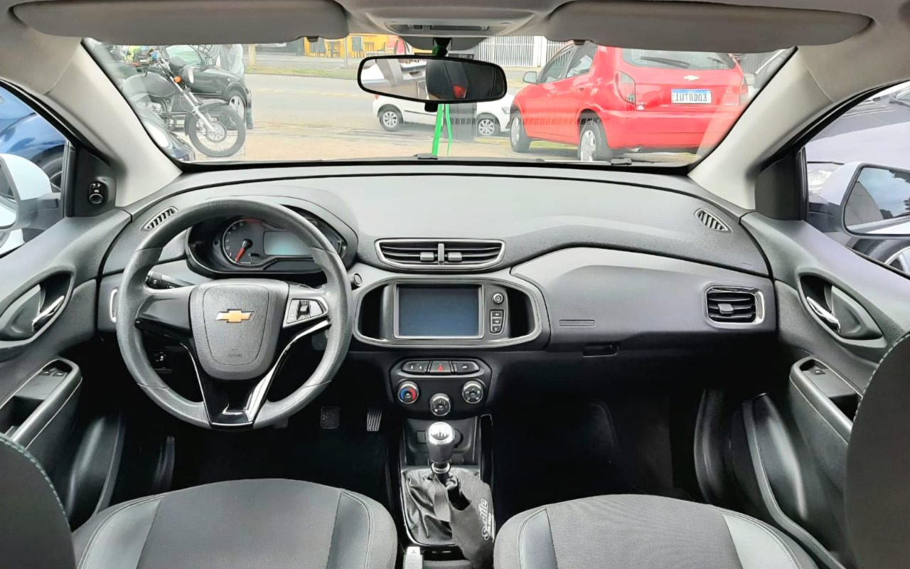 imagem-https://www.socarrao.com.br/sc-vehicle-images-prod/866374/1771531779030-Ni5qcGc.jpg