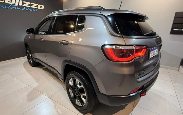 imagem-https://www.socarrao.com.br/sc-vehicle-images-prod/866525/1771532939598-003_ac839d13dd733d6a457301863fcedcbd.jpeg