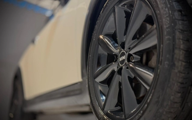 imagem-https://www.socarrao.com.br/sc-vehicle-images-prod/866527/1771532951144-003_32df631371cd53000e79cda73c6d0533.jpeg