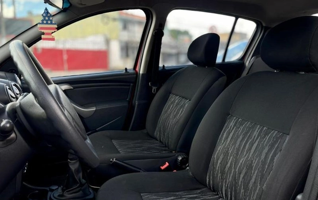 imagem-https://www.socarrao.com.br/sc-vehicle-images-prod/866563/1788981342856-7821776_0_B_3e8b552c73.jpeg