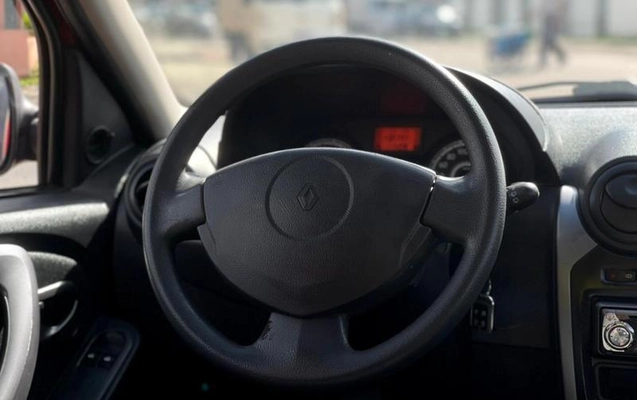 imagem-https://www.socarrao.com.br/sc-vehicle-images-prod/866563/1788981342864-7821776_0_B_2497b9658b.jpeg