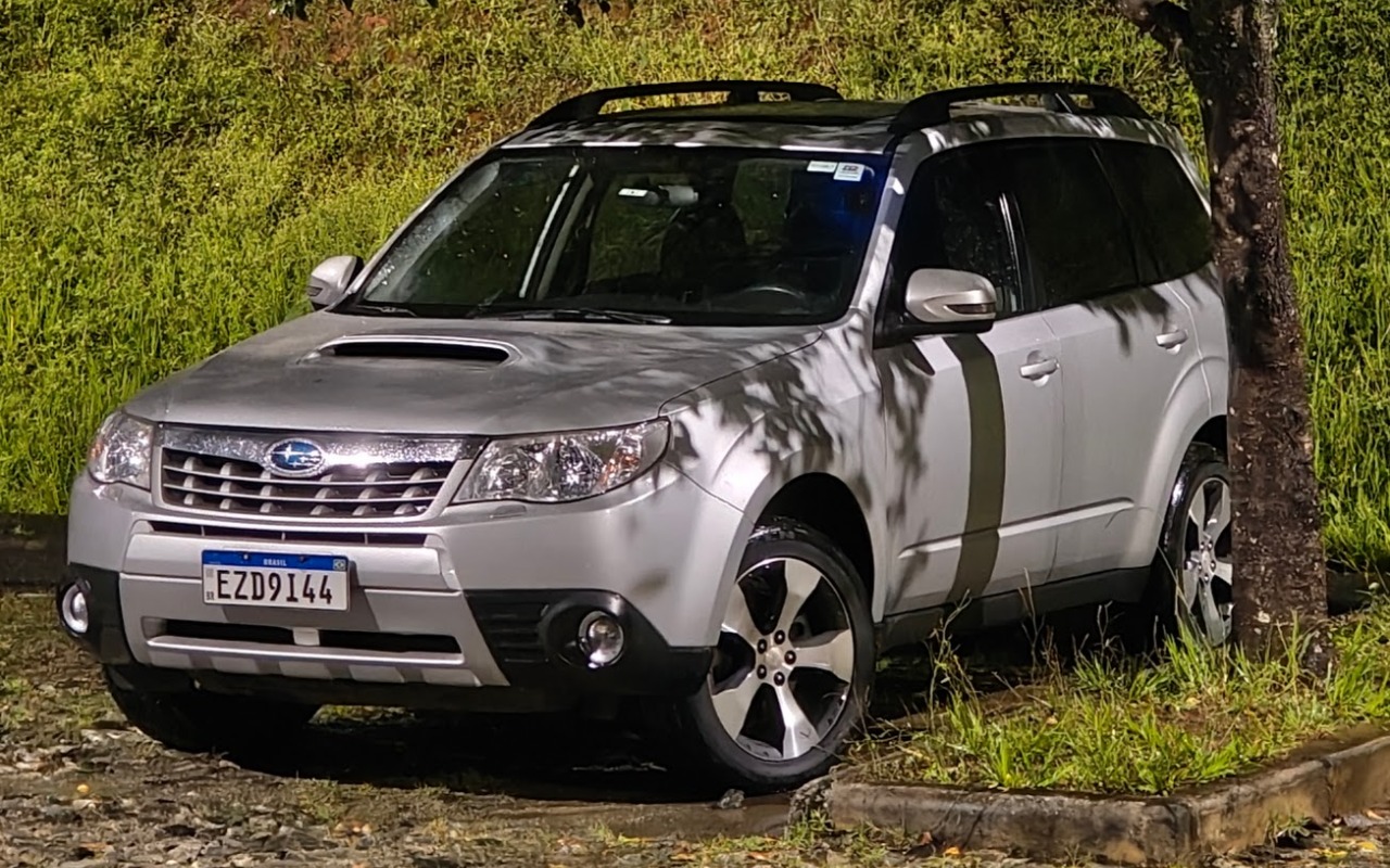 imagem-https://www.socarrao.com.br/sc-vehicle-images-prod/867003/1771561600035-SU1HXzIwMjUwMTI3XzIwMTQ0NTg3Ni5qcGc.jpg