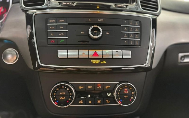 imagem-https://www.socarrao.com.br/sc-vehicle-images-prod/867648/1789652760422-7715338_8_B_d3c2aea588.jpeg