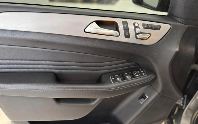 imagem-https://www.socarrao.com.br/sc-vehicle-images-prod/867648/1789652760426-7715338_20_B_13eca627b3.jpeg
