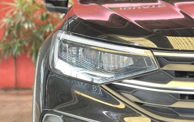 imagem-https://www.socarrao.com.br/sc-vehicle-images-prod/867791/1771592647247-15_060206.jpg