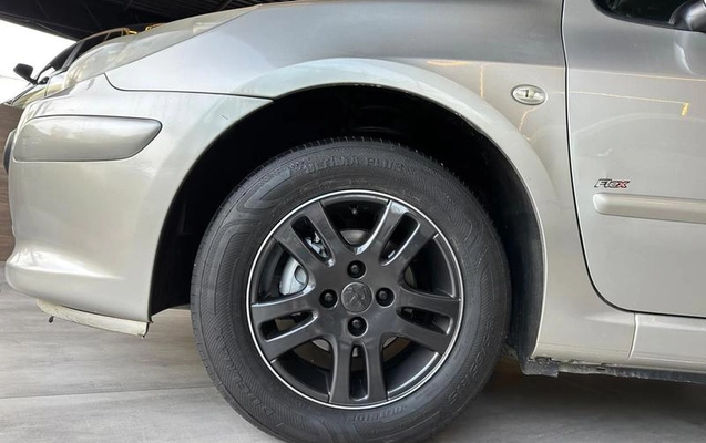 imagem-https://www.socarrao.com.br/sc-vehicle-images-prod/867801/1785329263758-7771228_10_B_43171a59cb.jpeg
