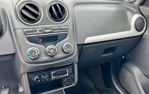 imagem-https://www.socarrao.com.br/sc-vehicle-images-prod/867843/1789592034624-7794942_8_B_78c57f7906.jpeg