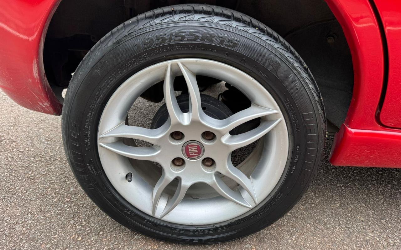 imagem-https://www.socarrao.com.br/sc-vehicle-images-prod/868073/1771597042037-V2hhdHNBcHAgSW1hZ2UgMjAyNi0wMi0yMCBhdCAxMS4xNi4wMiAoMikuanBlZw.jpeg