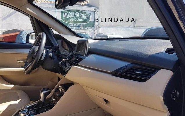 imagem-https://www.socarrao.com.br/sc-vehicle-images-prod/868296/1788277618615-6572215_12_B_25b86fa1b4.jpeg