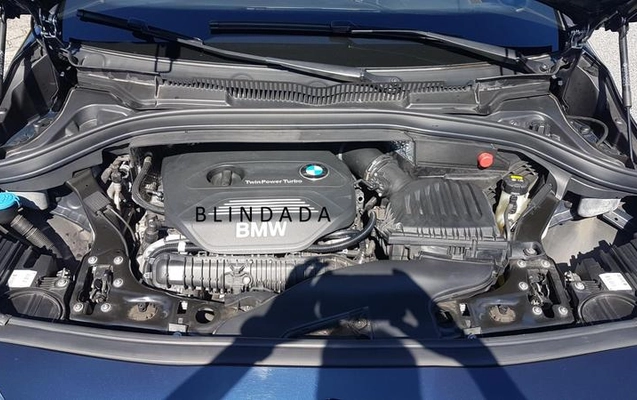 imagem-https://www.socarrao.com.br/sc-vehicle-images-prod/868296/1788277618622-6572215_16_B_d2a74325b8.jpeg