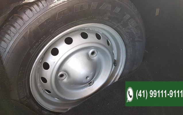 imagem-https://www.socarrao.com.br/sc-vehicle-images-prod/868337/1783441578685-7189183_14_B_c6f52c2380.jpeg