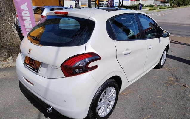 imagem-https://www.socarrao.com.br/sc-vehicle-images-prod/868571/1789584850056-7782500_5_B_44cf418582.jpeg