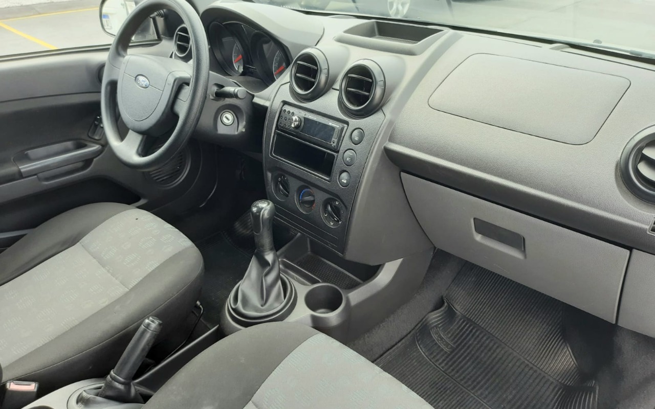 imagem-https://www.socarrao.com.br/sc-vehicle-images-prod/868625/1776273779104-MDkuanBlZw.jpeg