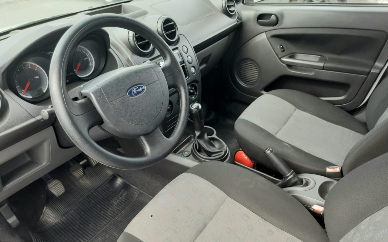 imagem-https://www.socarrao.com.br/sc-vehicle-images-prod/868625/1776273779180-MTAuanBlZw.jpeg