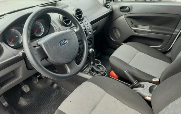 imagem-https://www.socarrao.com.br/sc-vehicle-images-prod/868625/1776273779180-MTAuanBlZw.jpeg