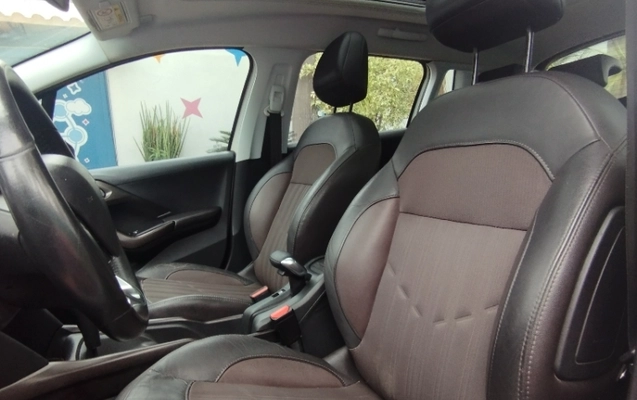 imagem-https://www.socarrao.com.br/sc-vehicle-images-prod/868683/1785416239517-jIjP9rSRlEExIJTvdccbT400QP1h8rBt.jpg